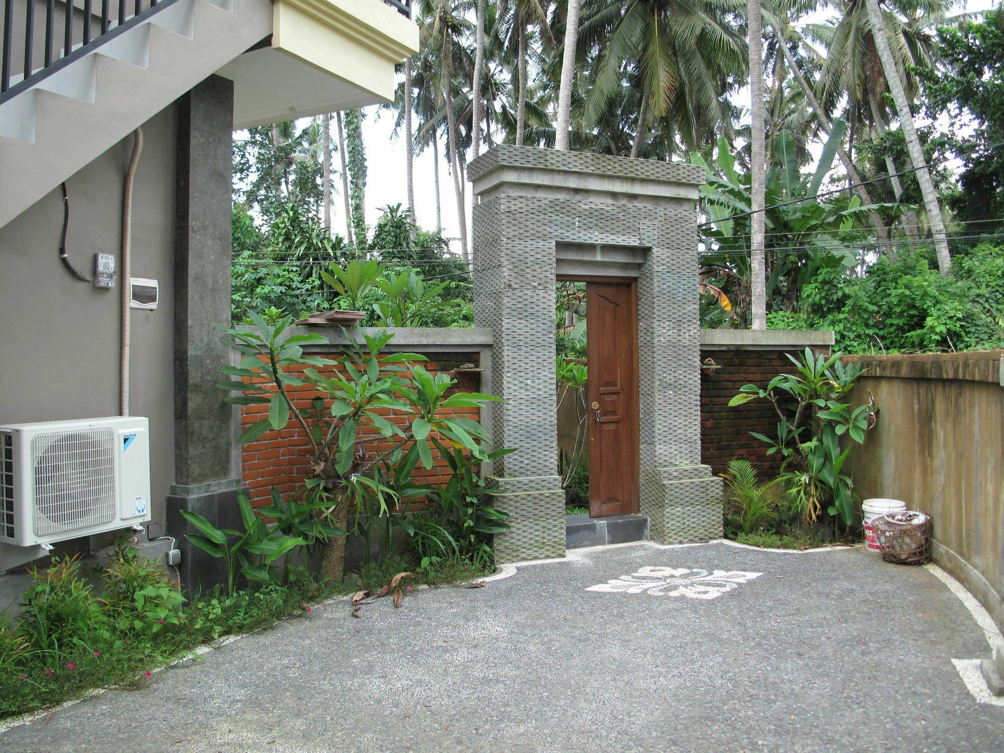 Sunrise Coconut House Hotell Ubud Eksteriør bilde